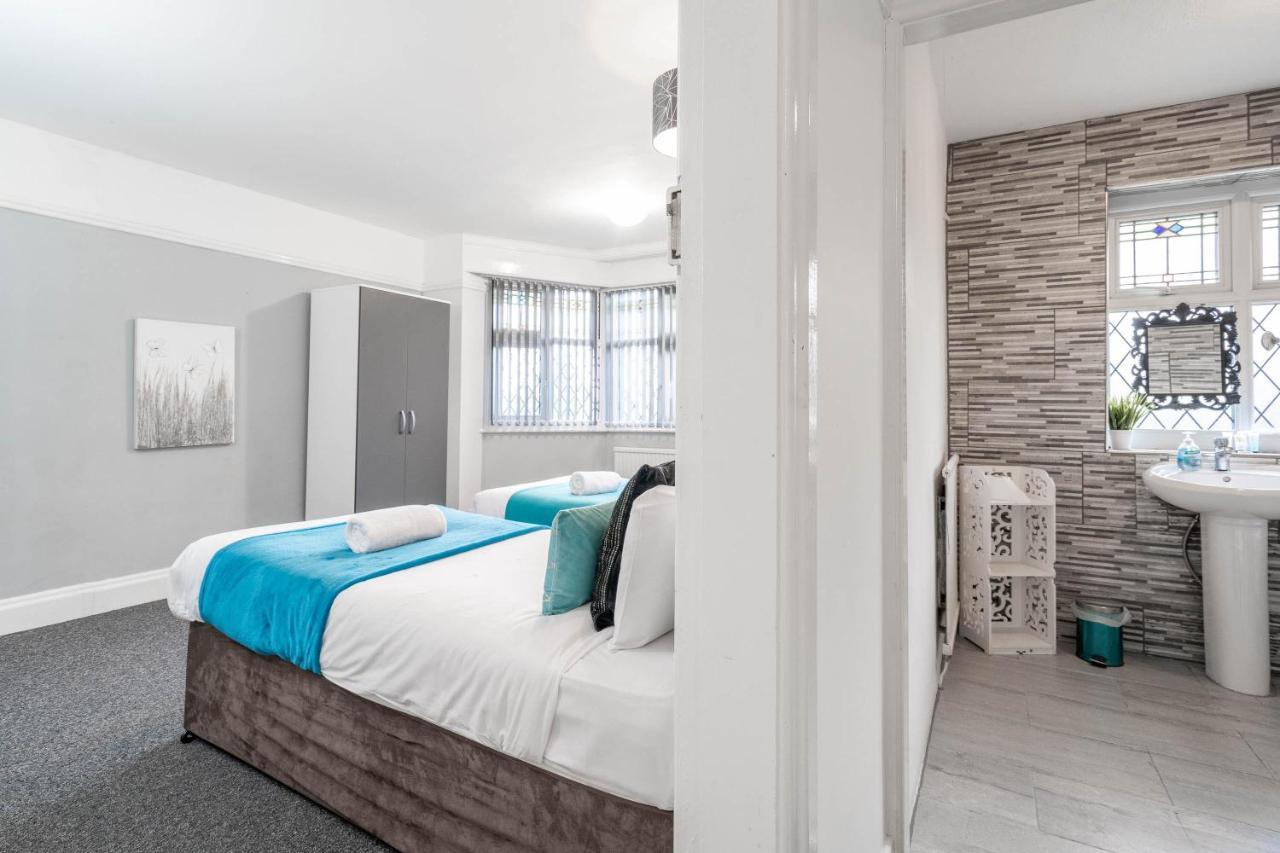 HAUS Detached 5 Bed House l Off-street Parking l 11 Guests l Top Rated l Garden l Wifi l Smart TV Birmingham Eksteriør bilde